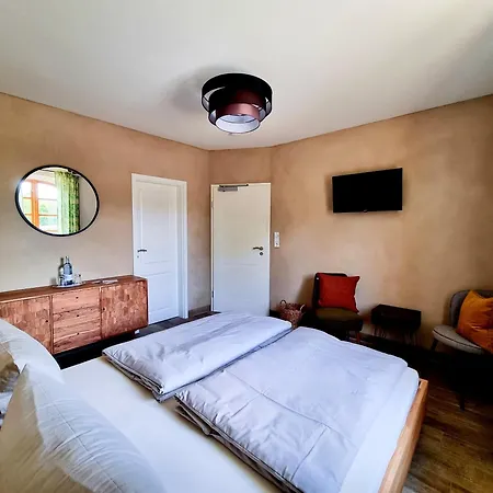 Bed & Breakfast Schmiede1860 3*