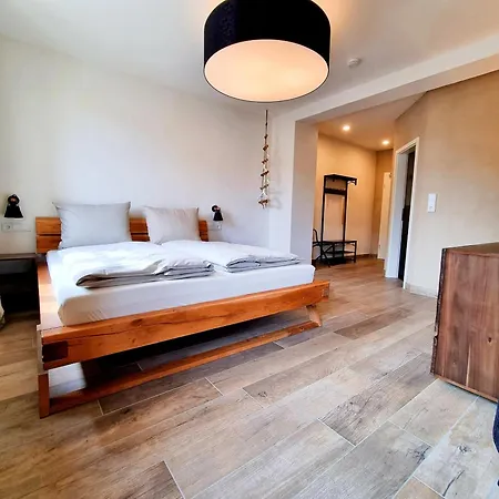 Bed & Breakfast Schmiede1860