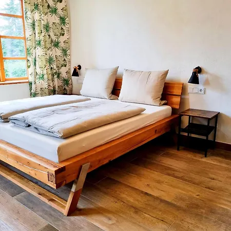 Bed & Breakfast Schmiede1860