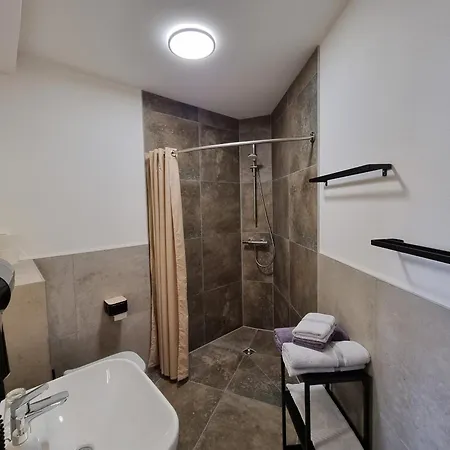 Bed & Breakfast Schmiede1860 3*