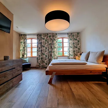 Bed & Breakfast Schmiede1860 Gross Dratow