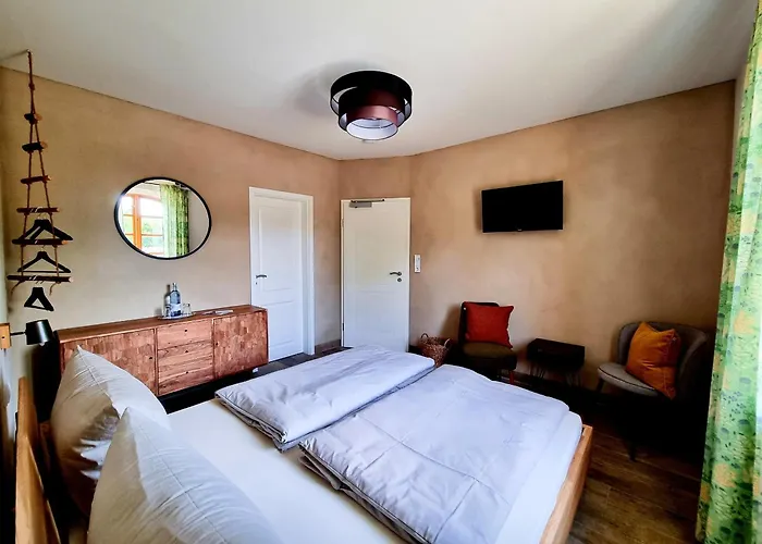 Frühstückspension Hochzeitsschmiede 3*