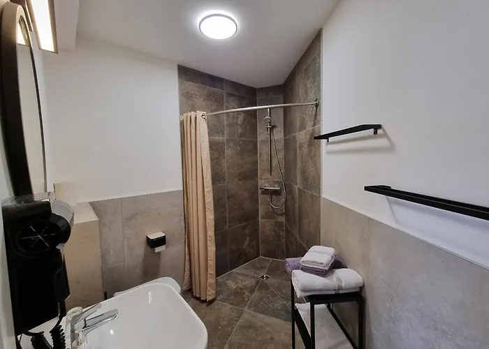 Frühstückspension Hochzeitsschmiede 3*