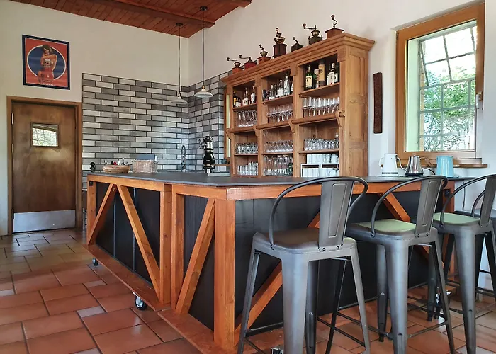 Hochzeitsschmiede Frühstückspension 3*